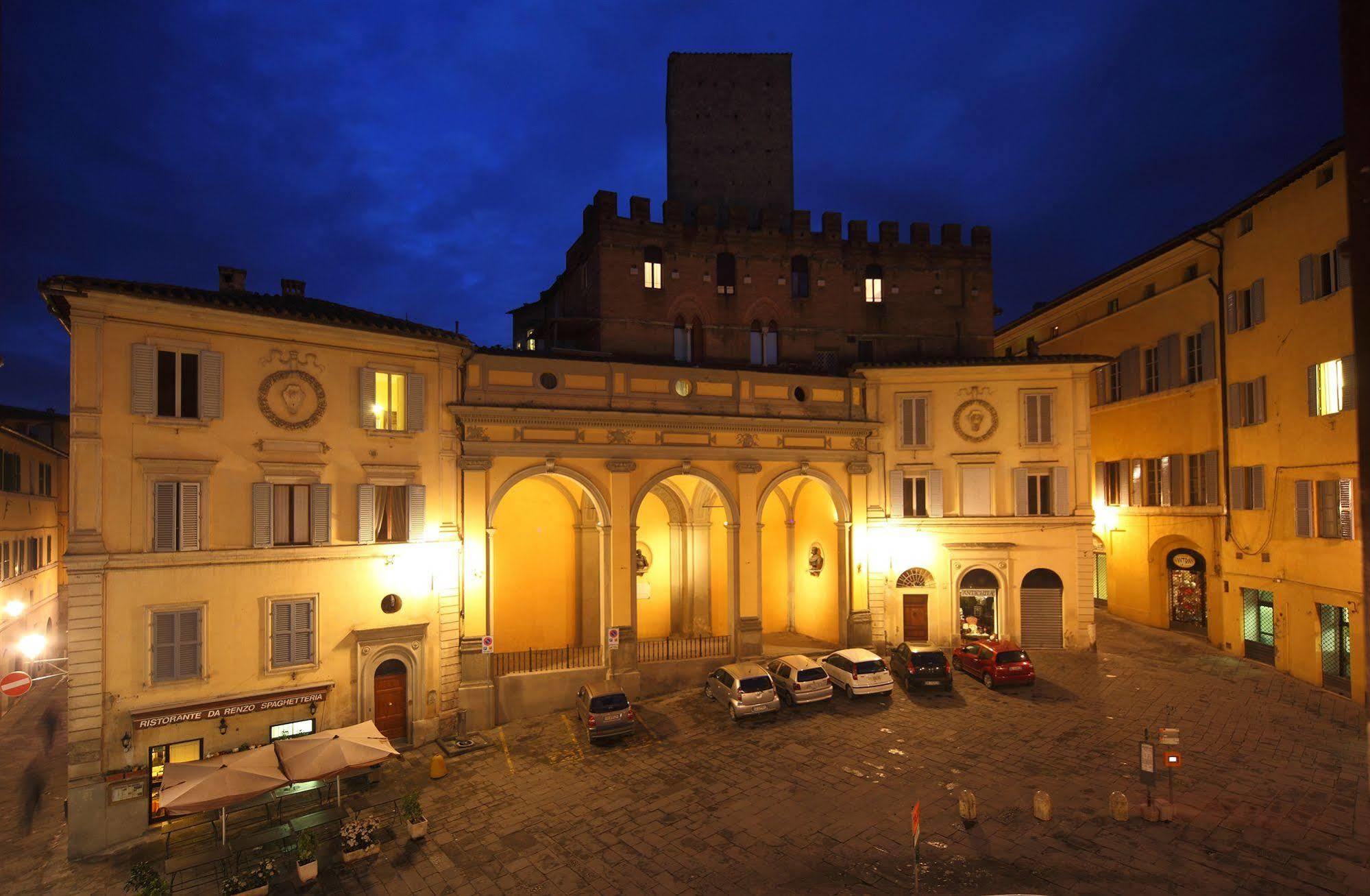 Hotel La Perla *